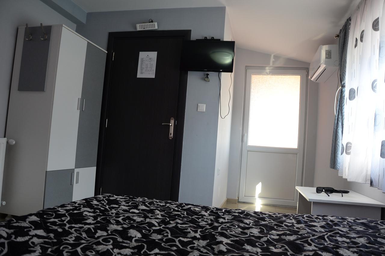 Apartment House La Strada